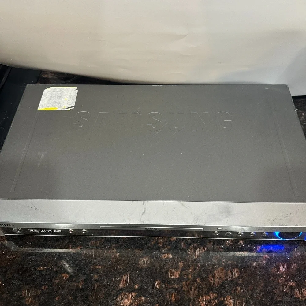 Samsung DVD HD931 DVD CD MP3 Player Progressive Scan DVI Silver TESTED WORKING